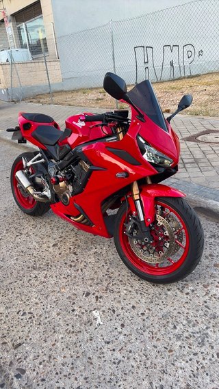 Honda CBR 650R Roja 2019