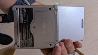 Nintendo Game Boy Advance SP Plata (con cargador)
