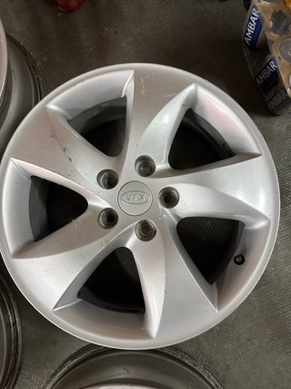 Llantas Kia Sportage (4 unidades)