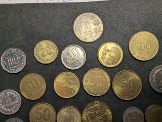 Lote 30 monedas de América