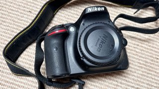 Cámara Nikon D5200 + Accesorios