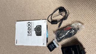 Cámara Nikon D5200 + Accesorios