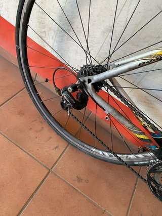 Bicicleta de carretera BH azul Talla 58