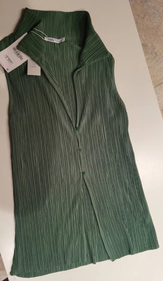 Zara Top Plisado Verde Oliva Talla M