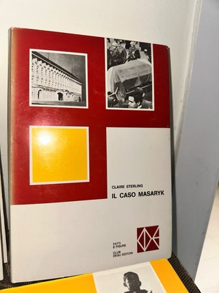 Collezione di otto libri Fatti e figure