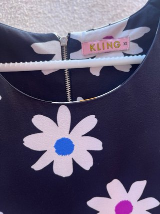 Vestido Kling flores negro Talla XS