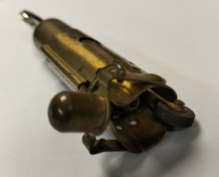 Antiguo mechero de trinchera latón