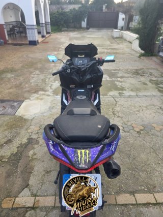 Yamaha TMAX 560 2024