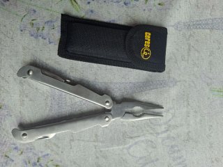 Utensile multifunzione pinza multiuso