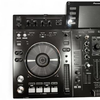 CONTROLADORA DJ PIONEER  XDJ-RX CON CABLES Y FUNDA