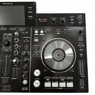 CONTROLADORA DJ PIONEER  XDJ-RX CON CABLES Y FUNDA