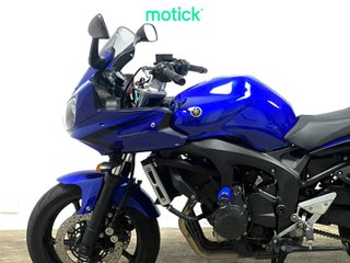 YAMAHA FZ6-S (TOP CASE)