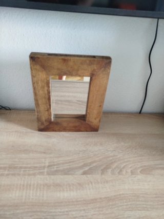 Marco de fotos y espejo de madera