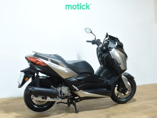 YAMAHA XMAX 125