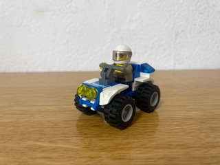 LEGO CITY 4437 - Inseguimento di polizia