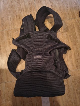 Mochila Portabebés BabyBjörn Move Negra