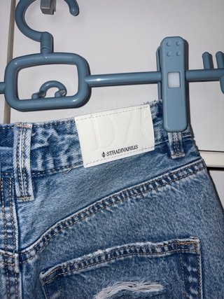 Shorts vaqueros Bershka