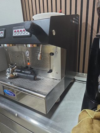 Cafetera industrial Maxima poco uso
