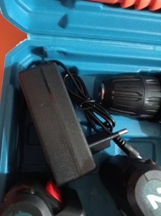 Taladro Percutor Atornillador 21V Batería