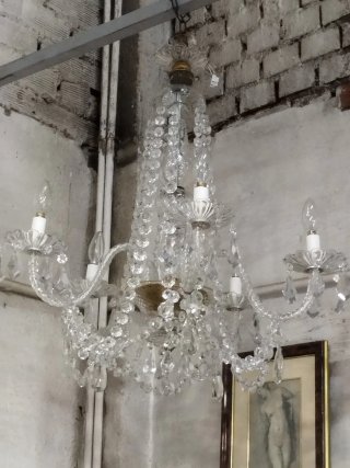 Lámpara de cristal antigua