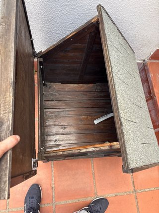 Caseta perro madera marrón