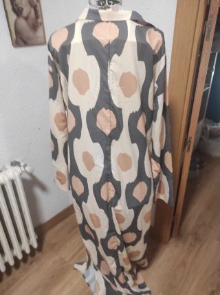Casaca larga estampada
