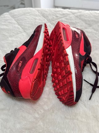 Zapatillas Nike Air Max Rojas y Negras