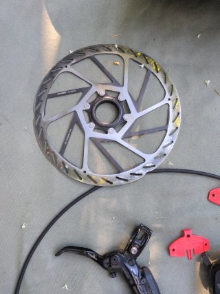 Frenos SRAM Code R