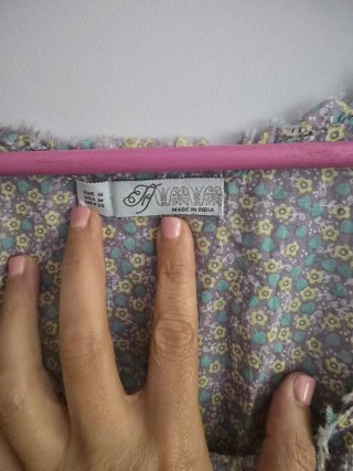 Vestido floral multicolor con lazada
