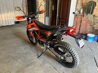 KTM 690 R Enduro