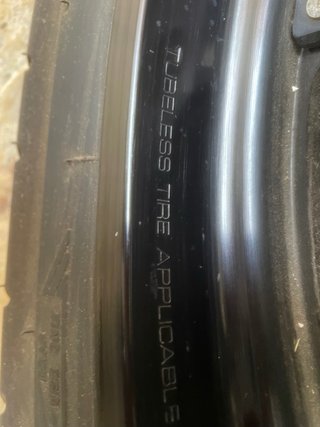 Rueda Honda CBX con piñón