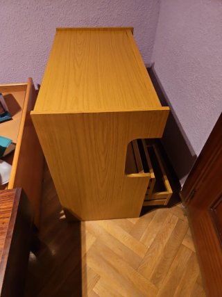 Mesa de estudio/ordenador de madera