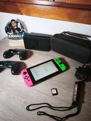 Nintendo Switch V2 2022 + Fifa