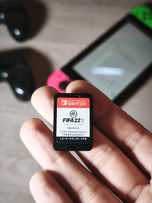Nintendo Switch V2 2022 + Fifa
