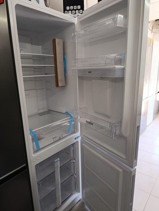NEVERA COMBI NO FROST BEKHEN