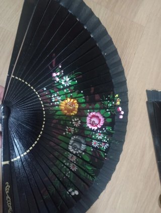 Abanico pintado a mano flores