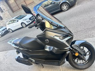 Voge SR1 125 2024 Maxi Scooter