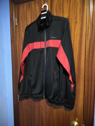 Chaqueta deportiva Reebok Talla S