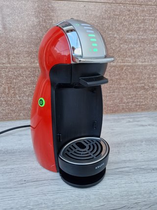 Cafetera Dolce Gusto Roja