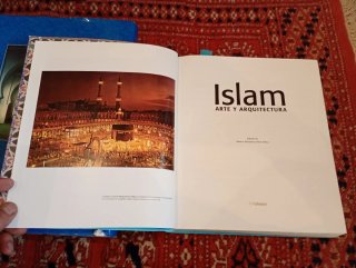 El Islam Arte y Arquitectura, 2 ejemplares interes