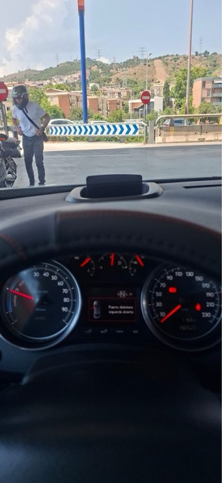 Peogeot 508 2013 hybrit 4x4