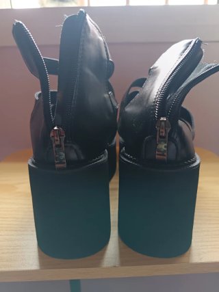 Sandalias de plataforma negras