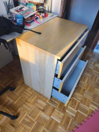 Cajonera cómoda Malm Ikea beige