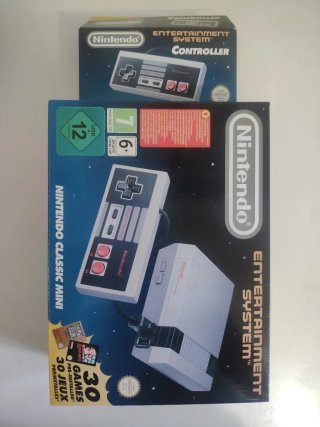 Nintendo NES Classic Mini + Mando Adicional