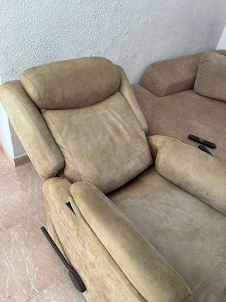 Sillón reclinable beige tela