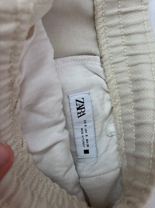 Pantalón de vestir Zara beige hombre