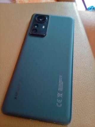 Se vende Xiaomi 12 pro