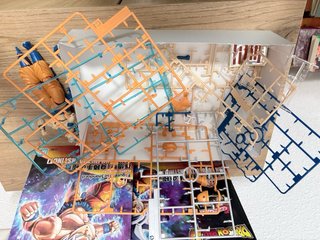 Figura Son Goku Ultra Instinto Bandai