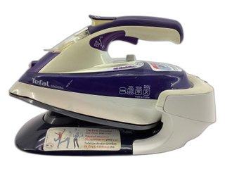 Plancha de vapor Tefal Freemove 2400W