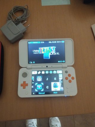 Nintendo New 2DS XL Bianca e Arancione
